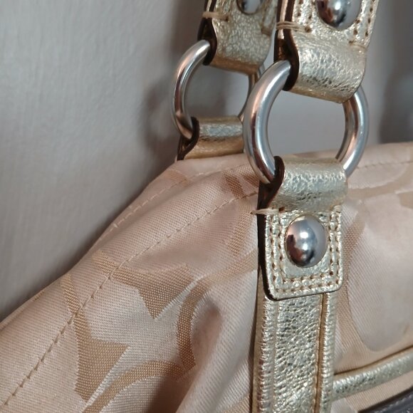 Coach Glam Poppy 1941 Hobo - Picture 9 of 16